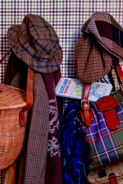 York Check Wallpaper in Chestnut
