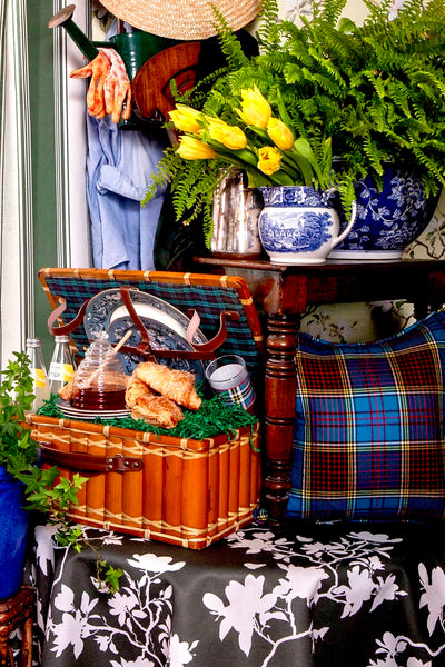 Cavendish Floral in Boxwood Green