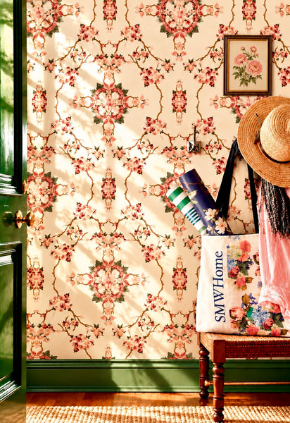 Emerson Floral Wallpaper in Gardenia White
